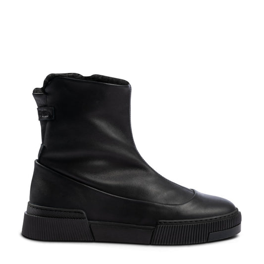 KEEPS  DENVER BLACK