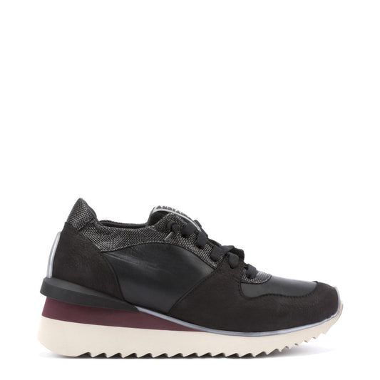 RUFFLE WDG BLACK