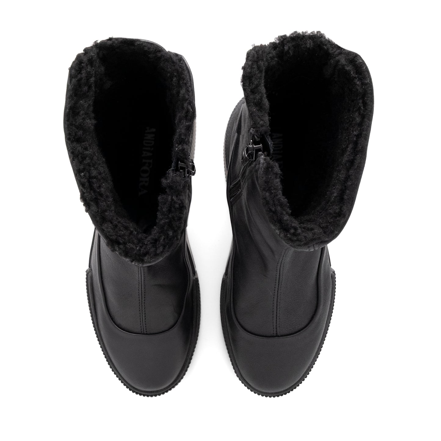 KEEPS  DENVER BLACK